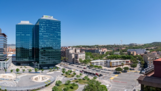Iberdrola Inmobiliaria alquila oficinas a AXA Seguros Generales en Bcn Fira District